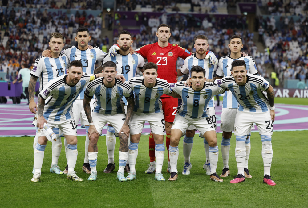 马卡：许多球探想在青年欧冠上考察霍安，但他却没参加比赛（马卡报：众多球探原计划在青年欧冠考察霍安，然而他未出场）