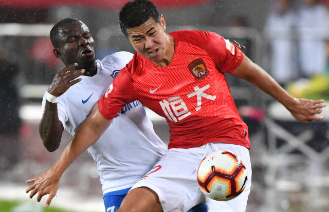 活塞全场24次失误葬送好局，本赛季首次连败&杯赛出局（24次失误毁掉胜机，活塞本季首遭连败并无缘杯赛）