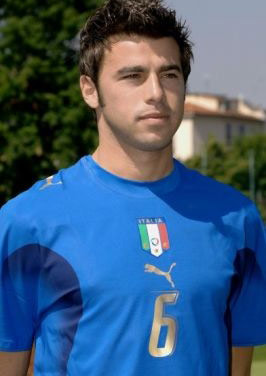 波媒：佛罗伦萨有意斯佩齐亚的波兰国脚维希涅夫斯基（波兰媒体称佛罗伦萨有意引进斯佩齐亚的波兰国脚维希涅夫斯基）