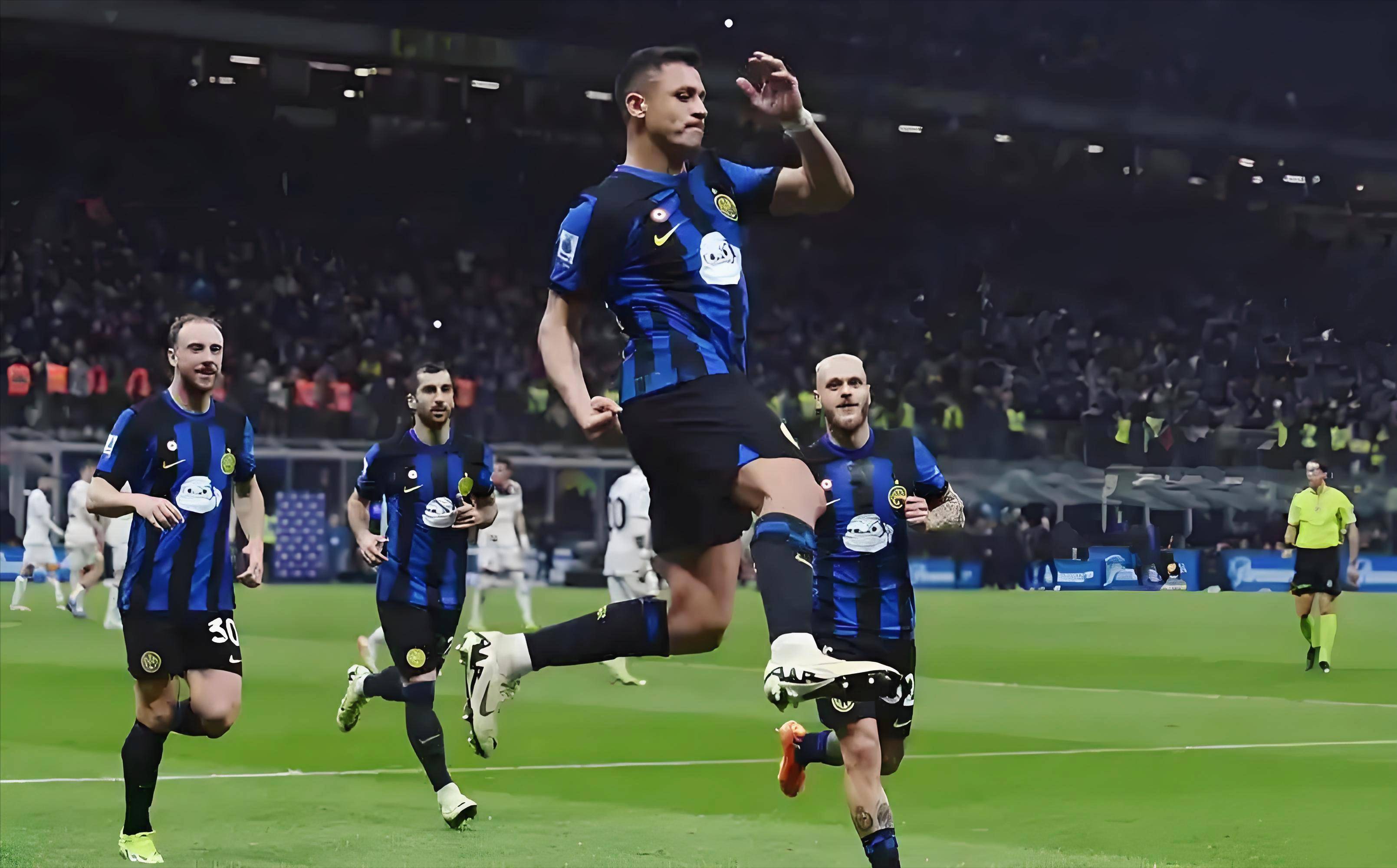 塔帅：我会联系温格但没那么频繁；每次听助威歌都起鸡皮疙瘩（塔帅：与温格偶有联络；每逢助威歌响起都起鸡皮疙瘩）