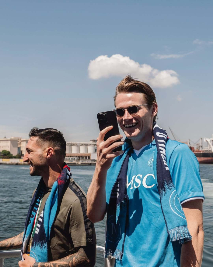 周六意甲焦点战：维罗纳迎战亚特兰大，保级压力与欧战野心的激烈碰撞！（意甲周六重头戏：维罗纳主场迎战亚特兰大，保级压力硬碰欧战雄心）